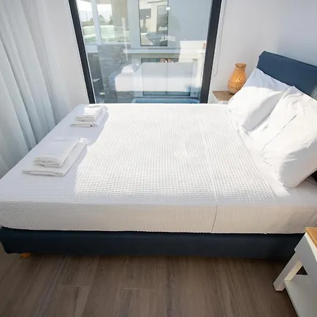 Thalassa Prive M11 Luxury Maisonette Villa *