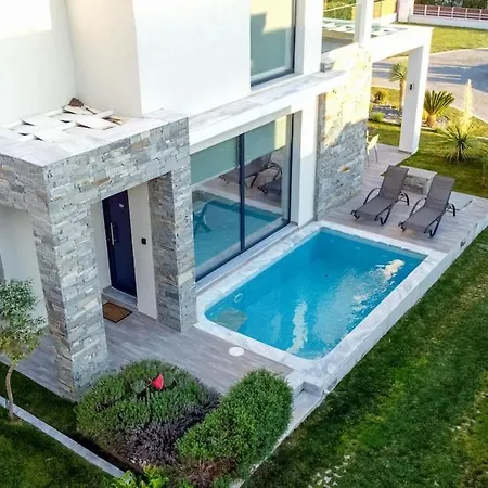 Villa Thalassa Prive M11 Luxury Maisonette