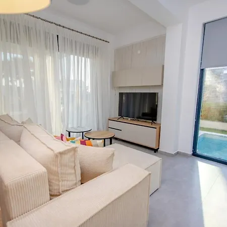 Thalassa Prive M11 Luxury Maisonette Ofrínio
