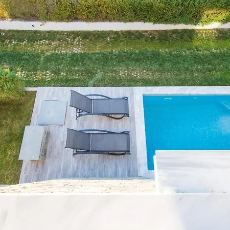 Villa Thalassa Prive M11 Luxury Maisonette Ofrínio